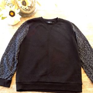 COZY MATTSON QUILTED FRONT SWEATSHIRT TOP🖤